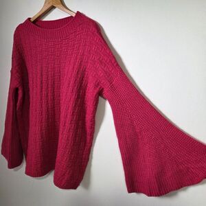 EUC UMGEE PINK BOATNECK BELL SLEEVES FUNKY SWEATER SIZE L
